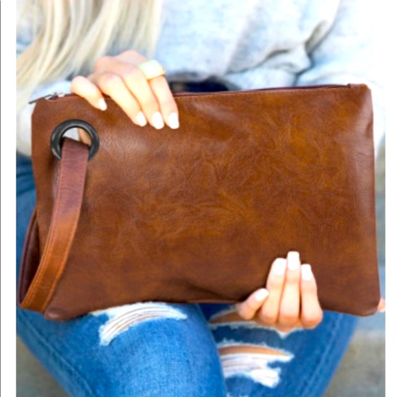 Handbags - COPY - Clutch